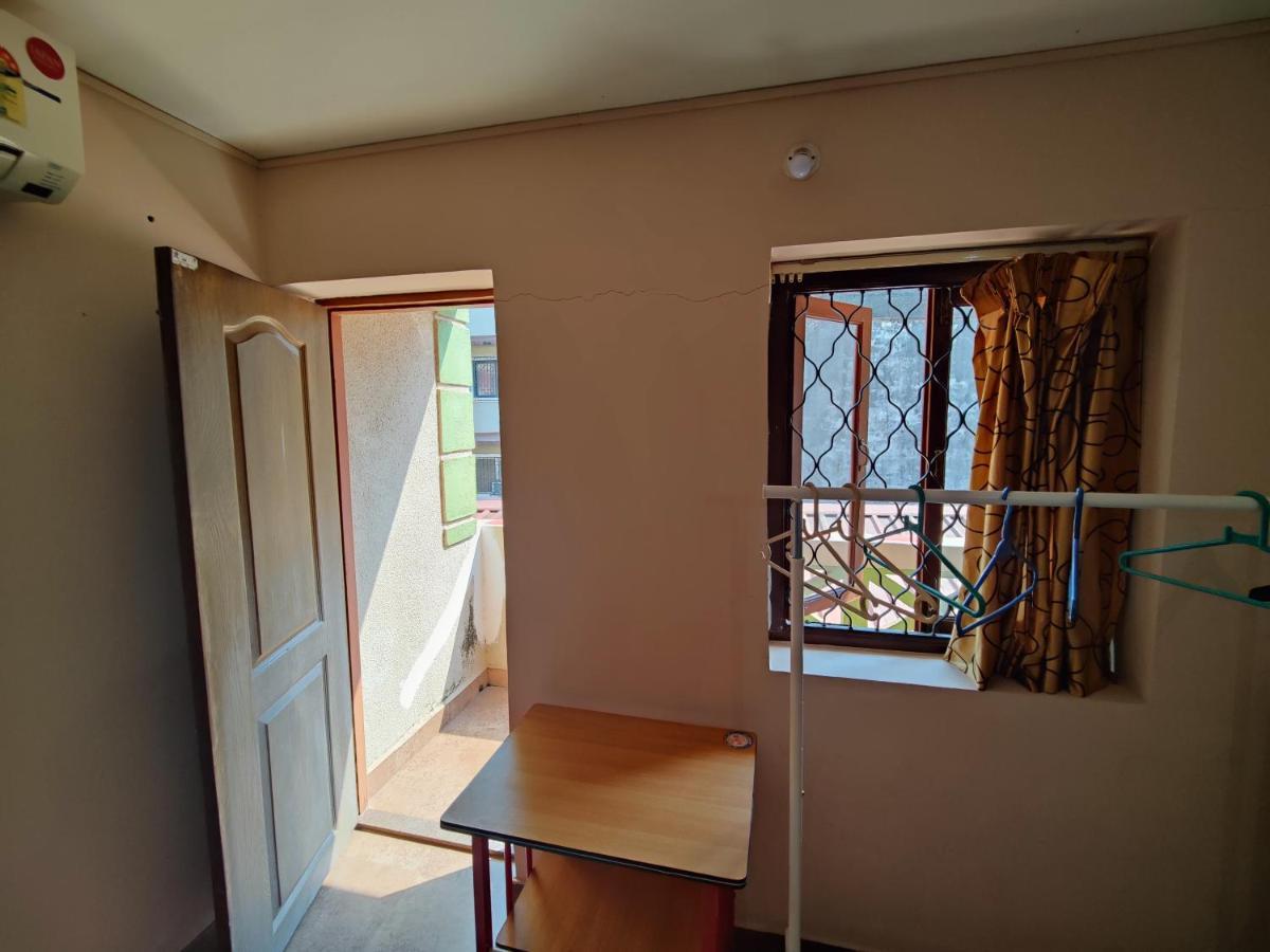 Menezes House Hotel Panaji Buitenkant foto