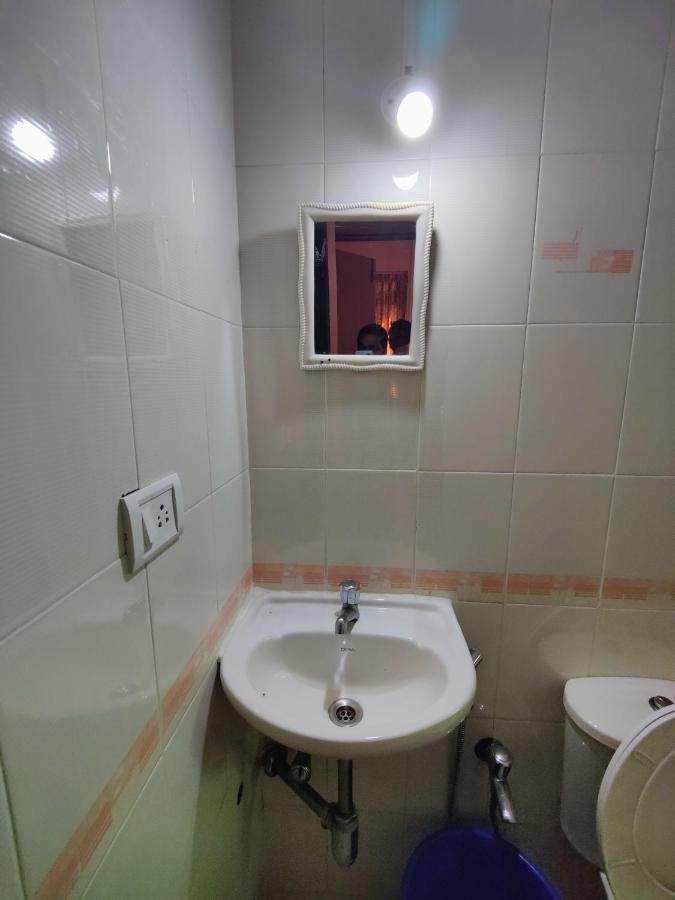 Menezes House Hotel Panaji Buitenkant foto