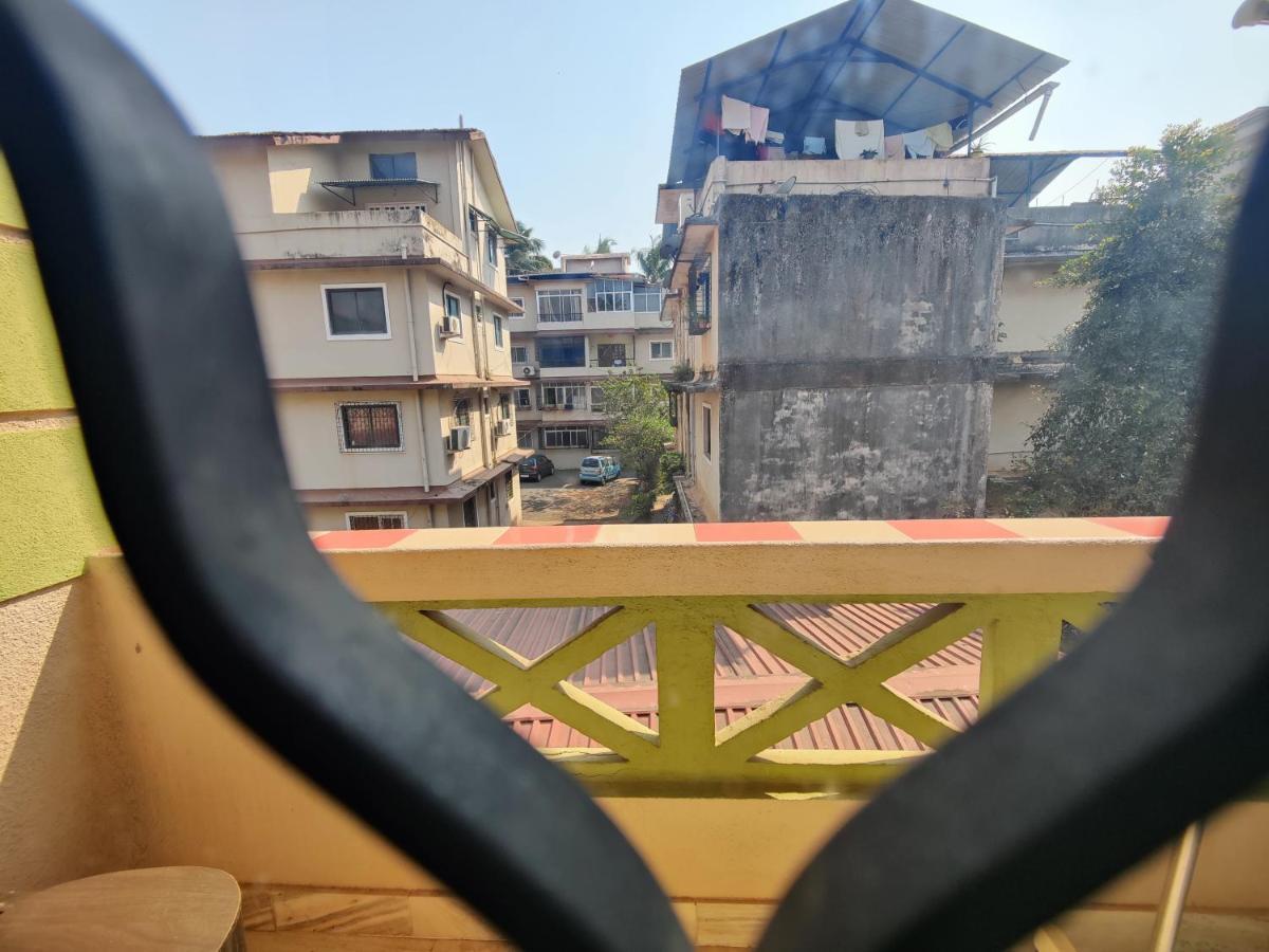 Menezes House Hotel Panaji Buitenkant foto