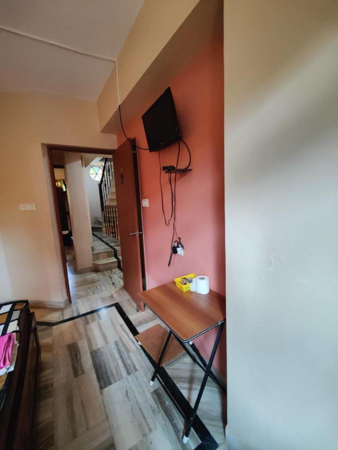 Menezes House Hotel Panaji Buitenkant foto