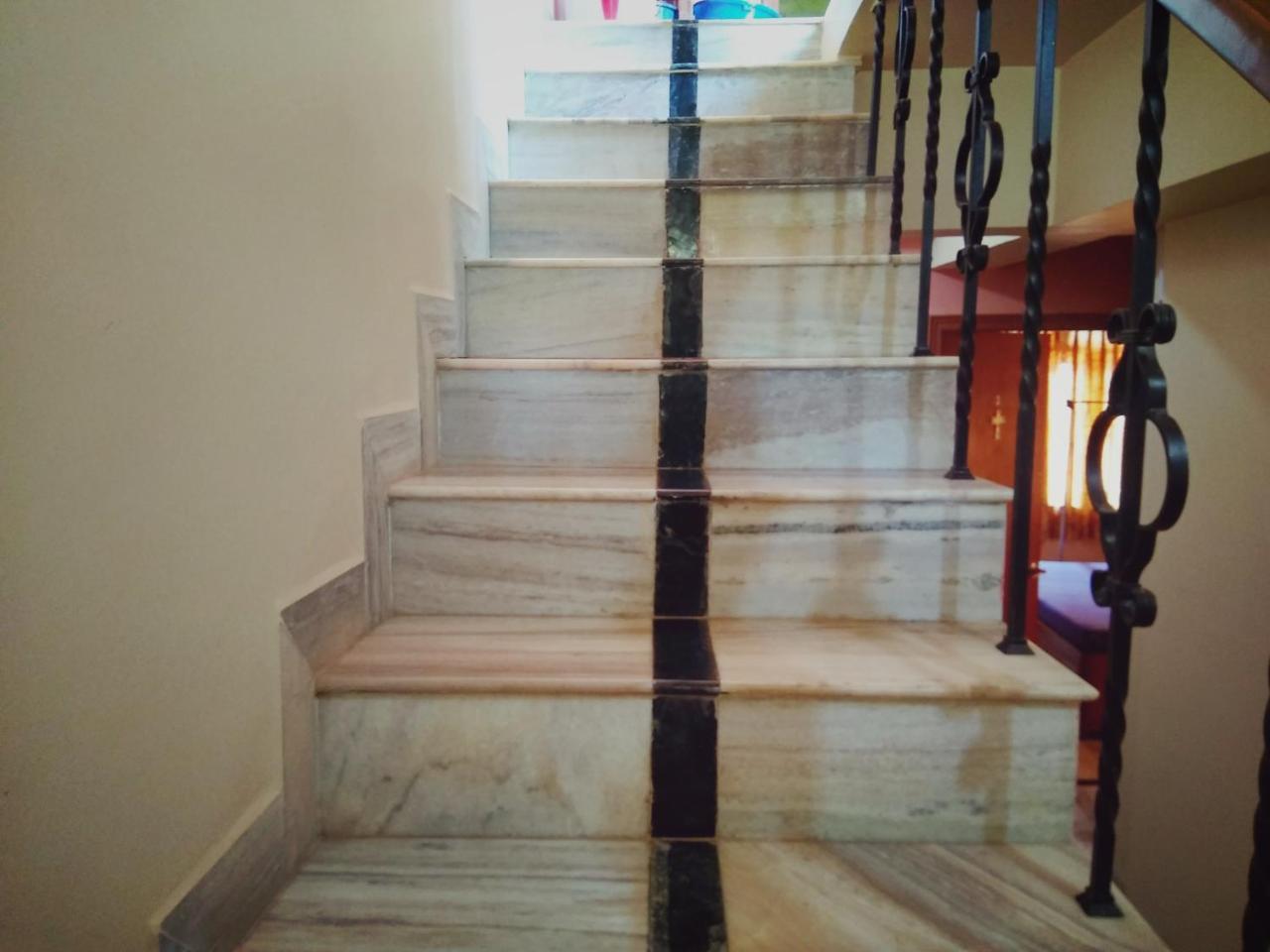 Menezes House Hotel Panaji Buitenkant foto