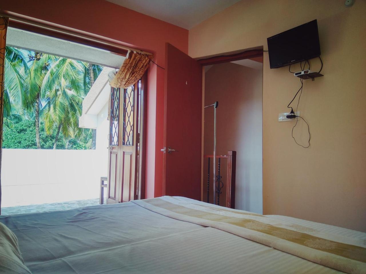 Menezes House Hotel Panaji Buitenkant foto
