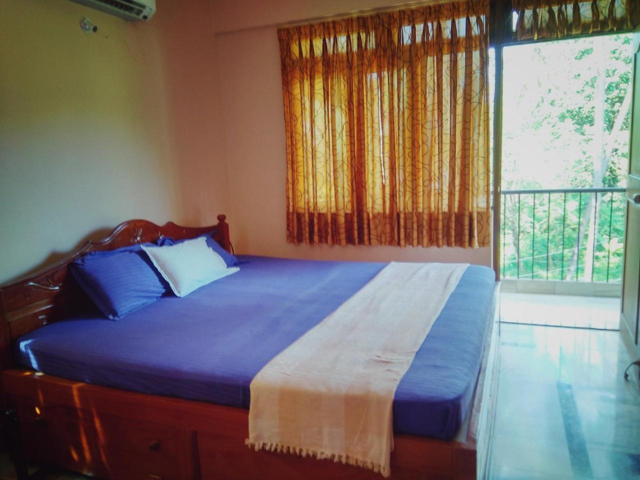 Menezes House Hotel Panaji Buitenkant foto